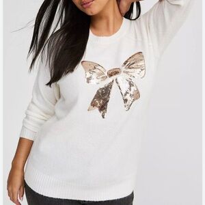 Torrid Vegan Cashmere Sequin Bow Crew Neck Sweater in Size 5
